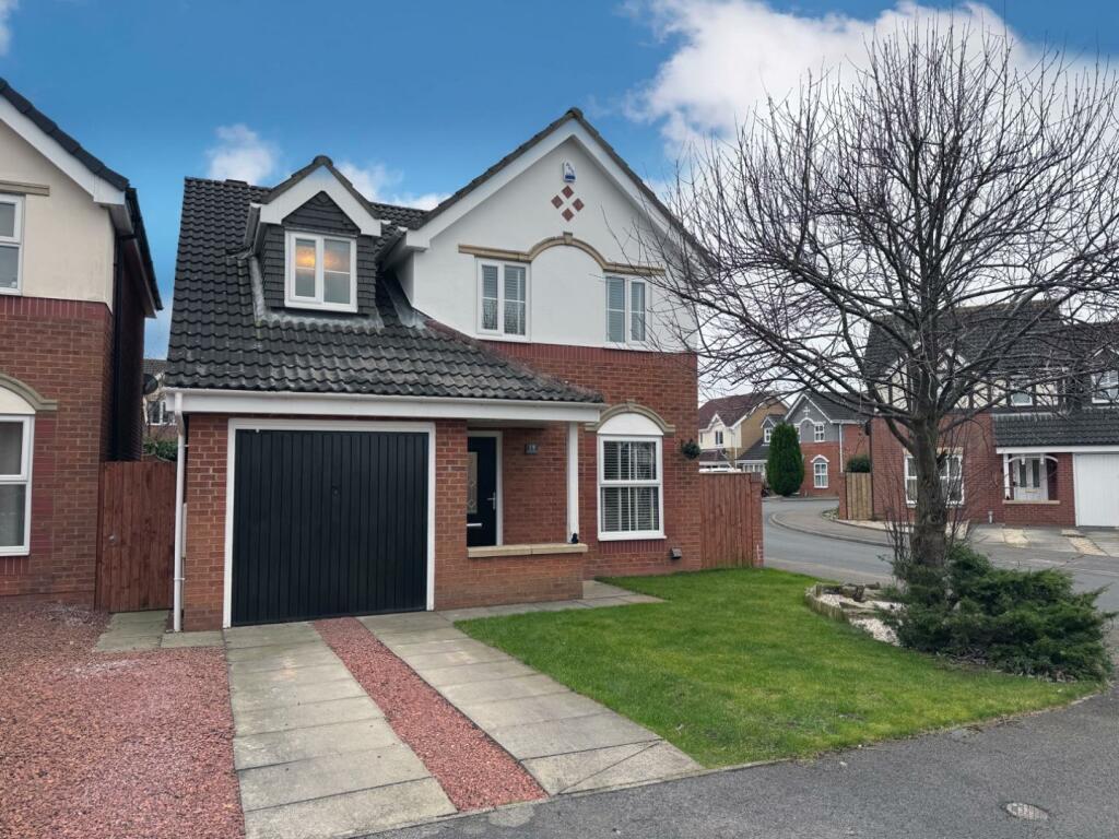 3 bedroom detached house for sale in Pembroke Drive, Ingleby Barwick