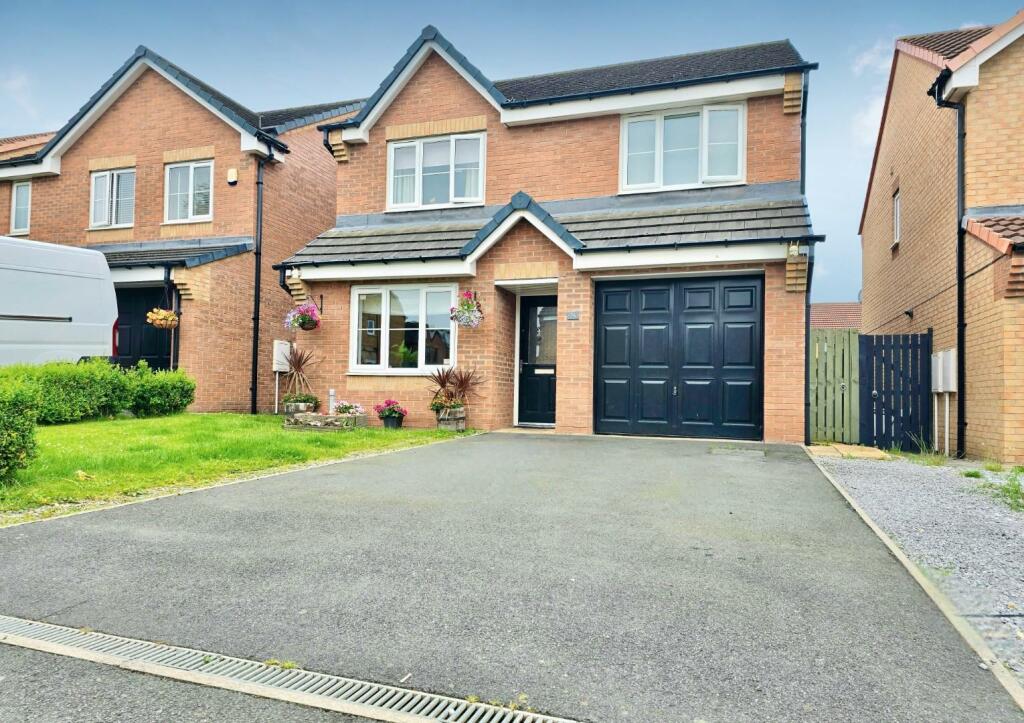 4 bedroom detached house for sale in Kirkbride Way, Ingleby Barwick, TS17