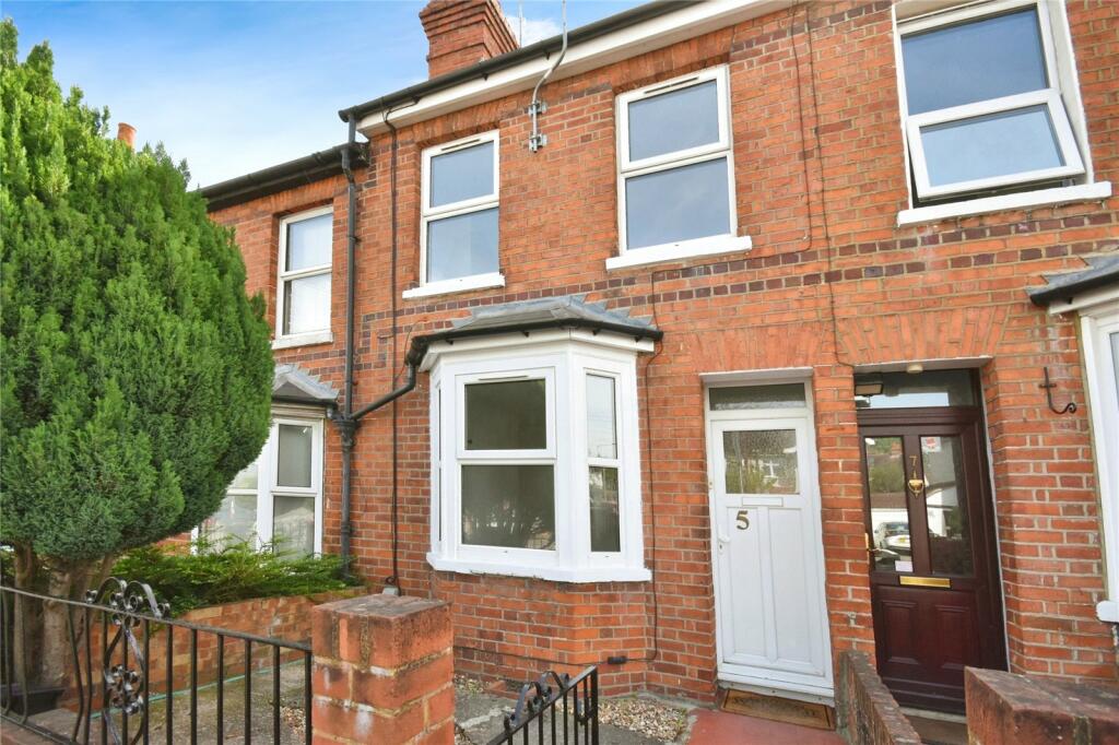 2 bedroom terraced house for sale in Grovelands Road, Reading, RG30
