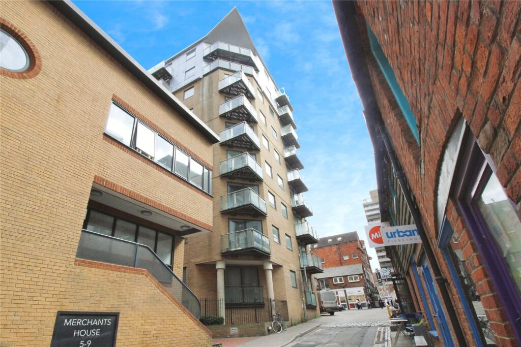 Main image of property: Merchants Place, Reading, RG1