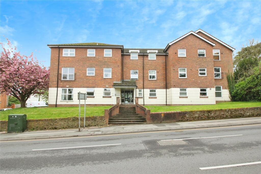 Main image of property: Ridgeborough Court, Castlehill, Reading, RG1
