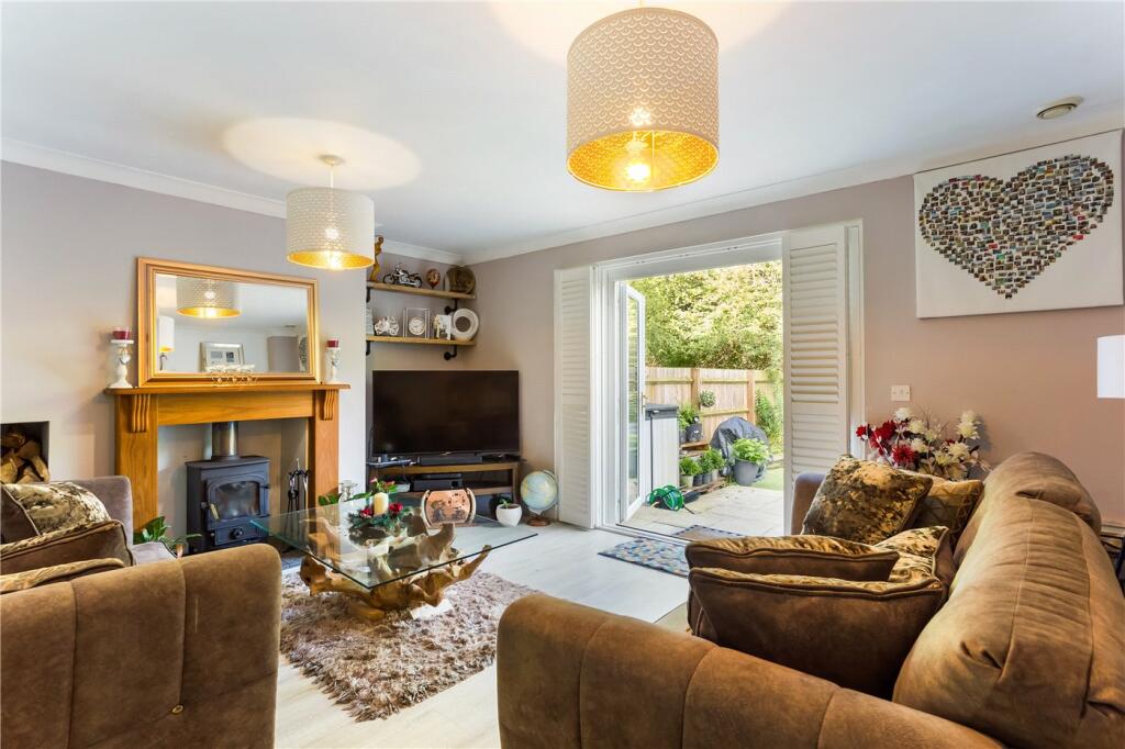 4 bedroom terraced house for sale in Wantage Road, Great Shefford