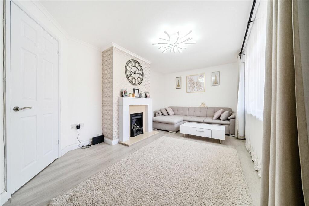 Main image of property: Mount Road, Thatcham, Berkshire, RG18