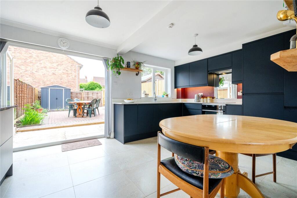 3 bedroom terraced house