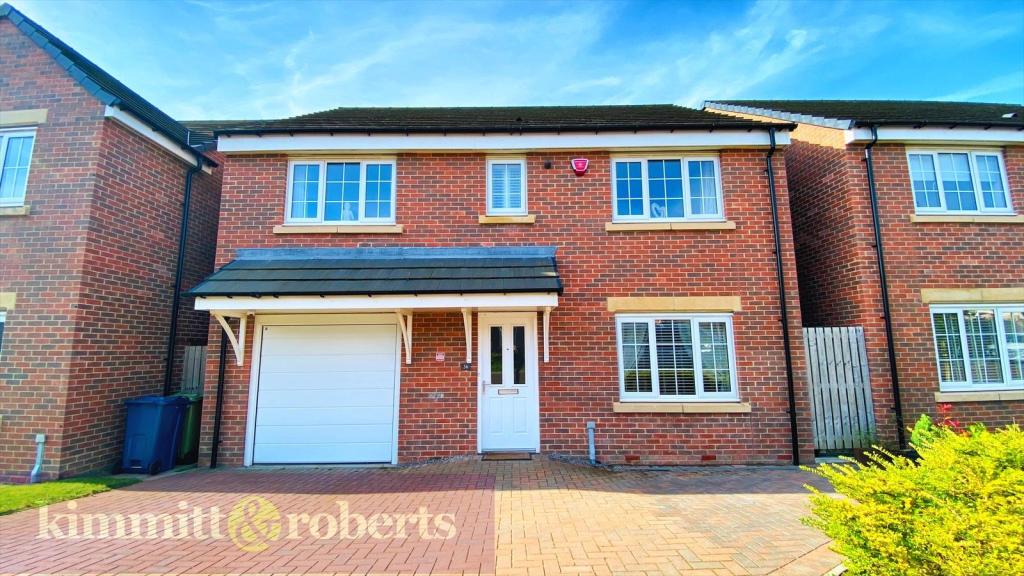 5 bedroom detached house for sale in Cresta View, Houghton Le Spring, DH5