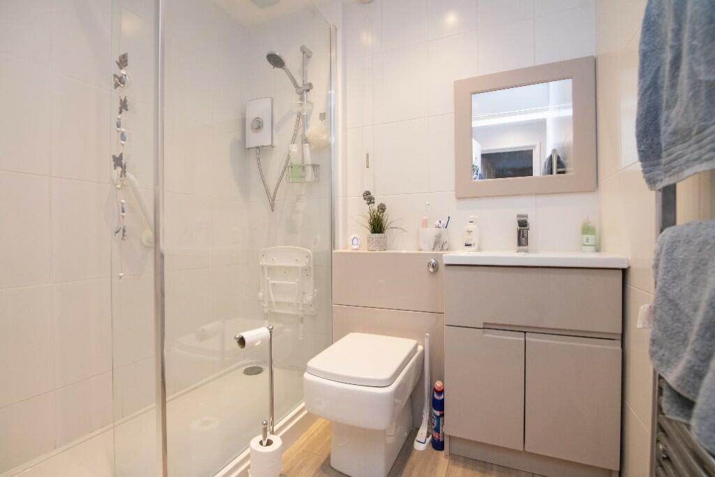 Additional property image - New Road, Bromsgrove, Worcestershire, B60