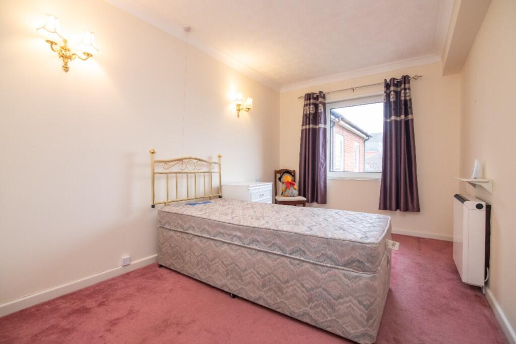 Additional property image - Ednall Lane, Bromsgrove, Worcestershire, B60