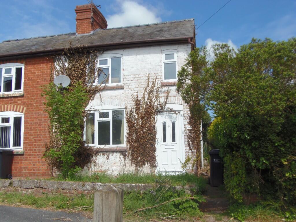 2 bedroom semi-detached house