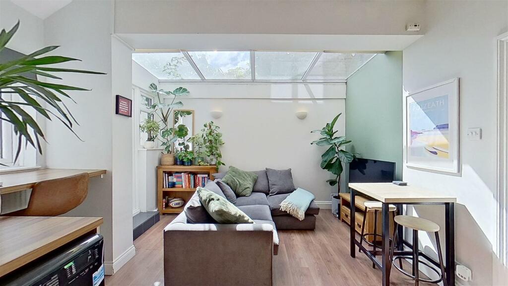 Main image of property: Franche Court Road, London