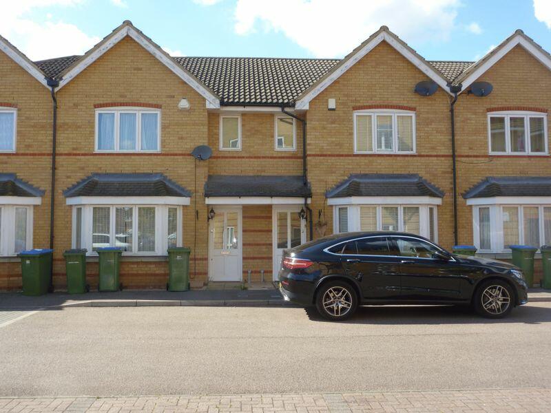 3 bedroom terraced house for rent in Stanley Close, New Eltham, SE9