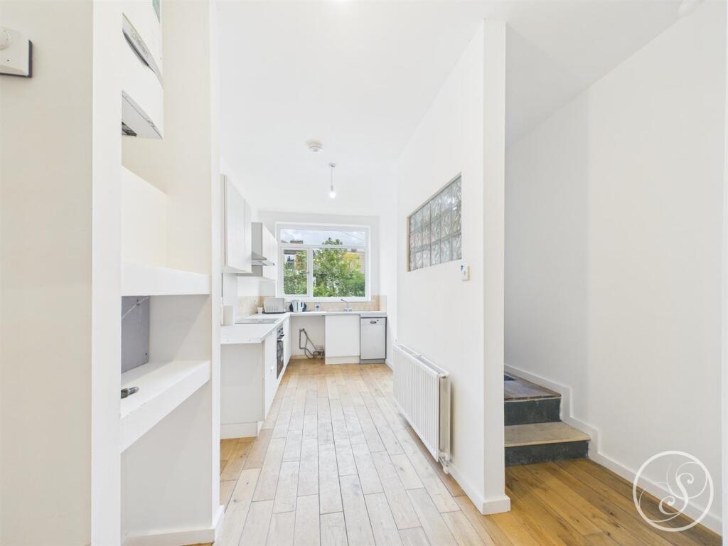 Main image of property: Roundhay Road, Leeds