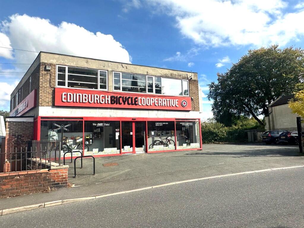 Main image of property: Woodland Lane, Chapel Allerton LS7 3QG