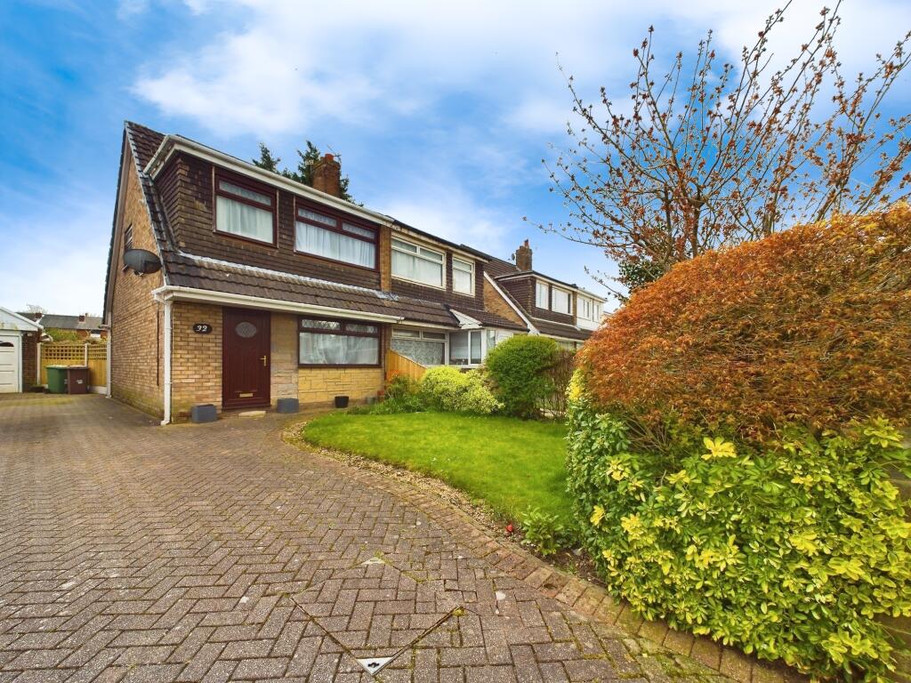 3 bedroom semidetached house for sale in Wray Avenue, Clock Face, St