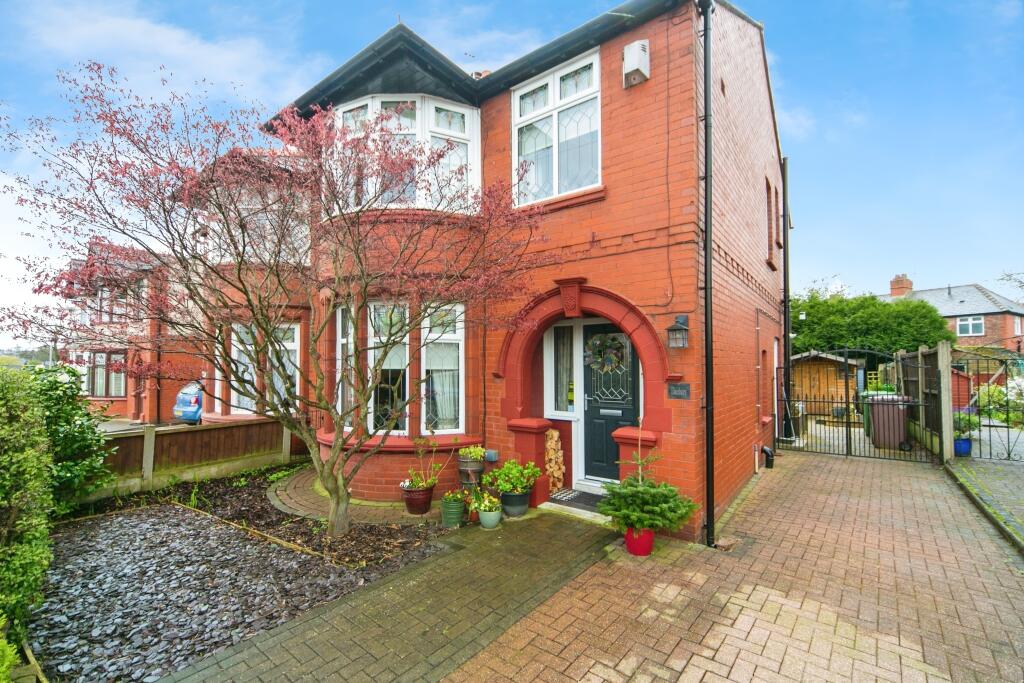 3 bedroom semidetached house for sale in St Helens Road, Eccleston Park, Prescot, L34