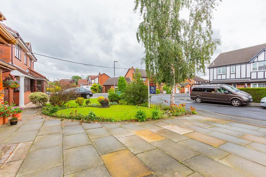 4 bedroom detached house for sale in Springfield Park, Haydock, WA11