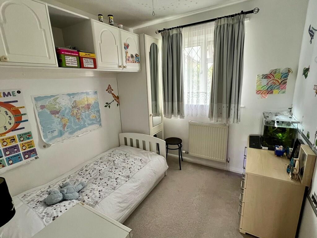 Additional property image - Cucklington Gardens, Muscliff, Bournemouth
