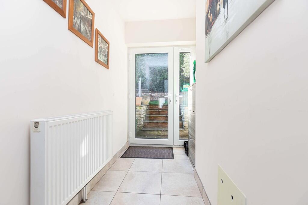 Additional property image - Harewood Avenue, Bournemouth