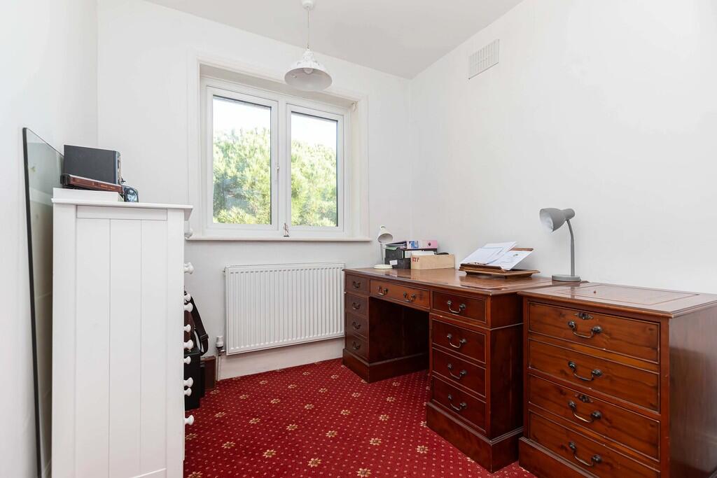 Additional property image - Harewood Avenue, Bournemouth