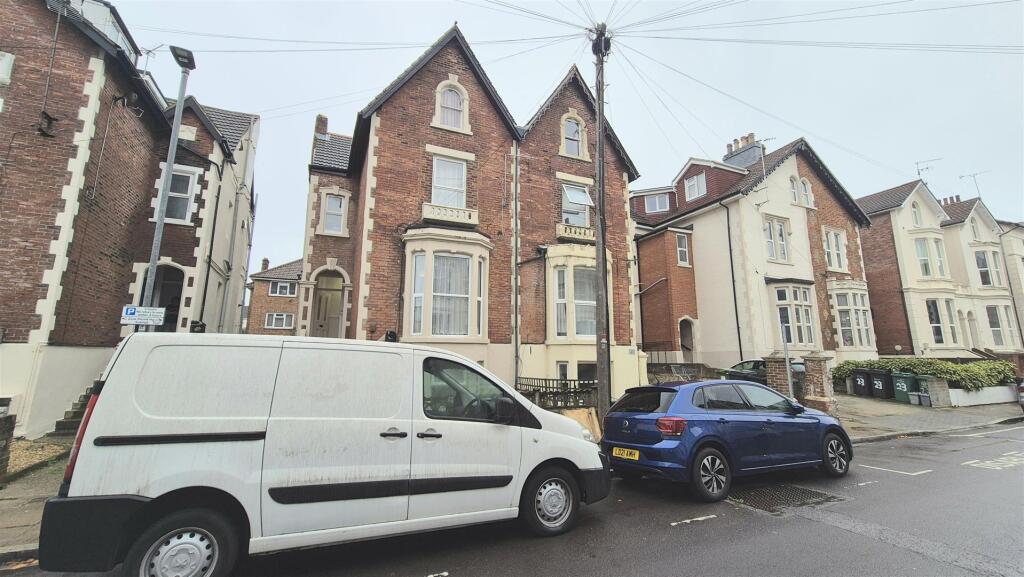 Main image of property: Shaftesbury Road, Southsea