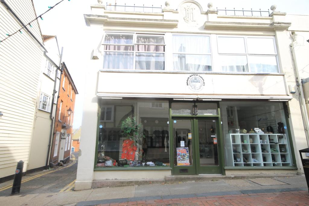 Commercial property for sale in West Street, Faversham, ME13