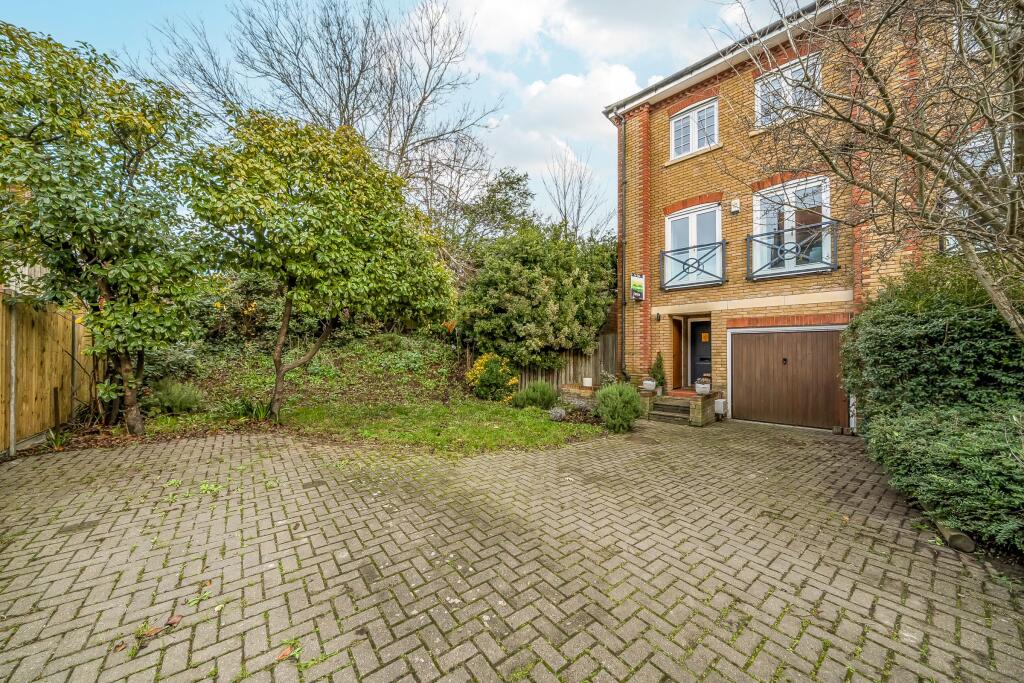 Main image of property: Belvedere Close, Faversham