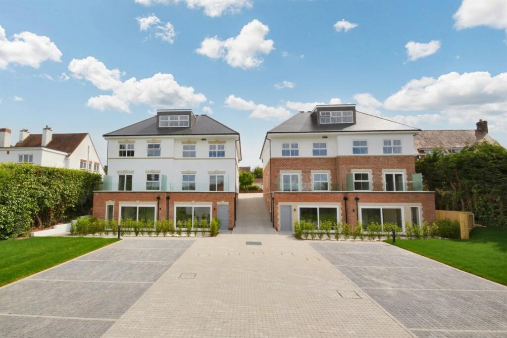 Additional property image - Broadstone
