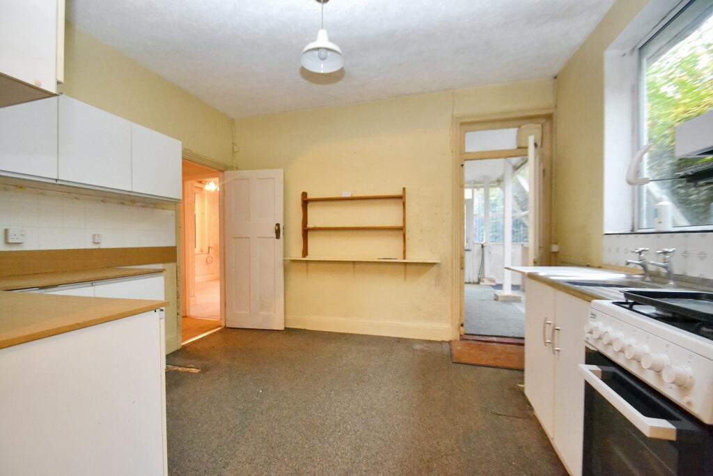 Additional property image - Broadstone