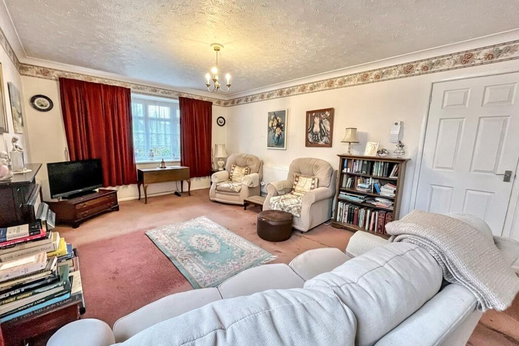 Additional property image - Broadstone