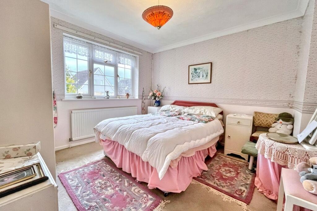 Additional property image - Broadstone