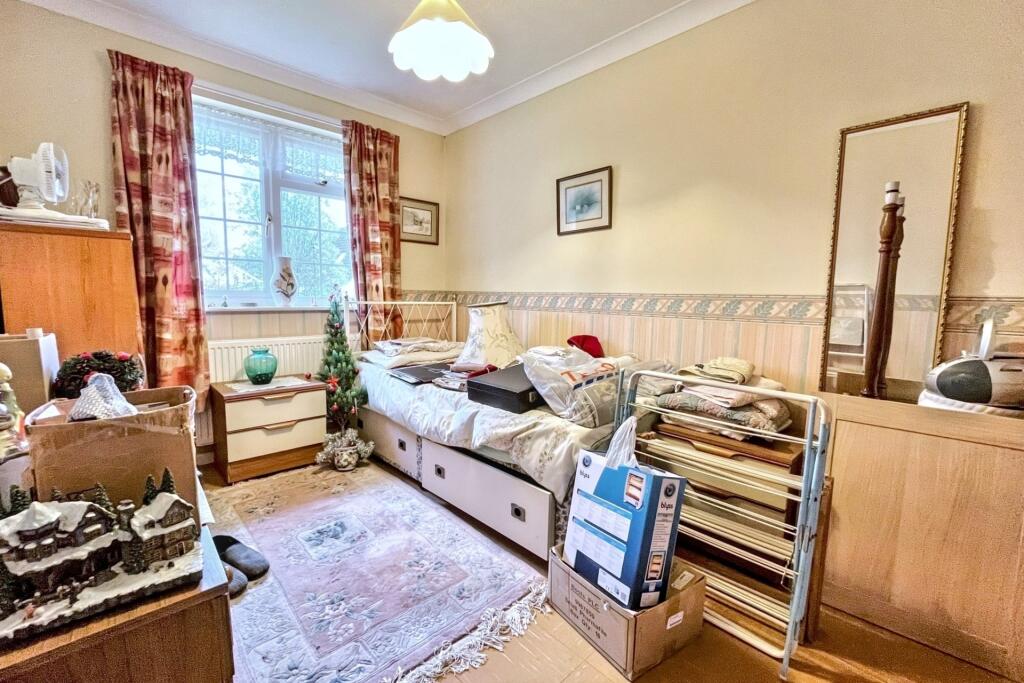 Additional property image - Broadstone