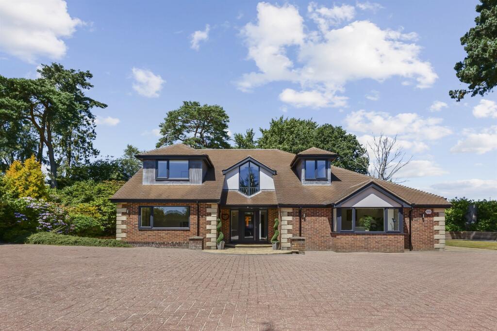 Main image of property: Broadstone
