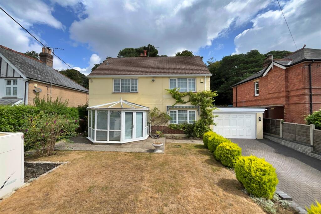 Main image of property: Broadstone