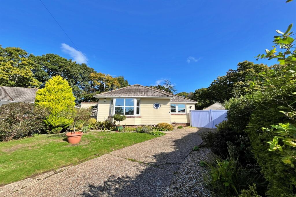 Main image of property: Broadstone