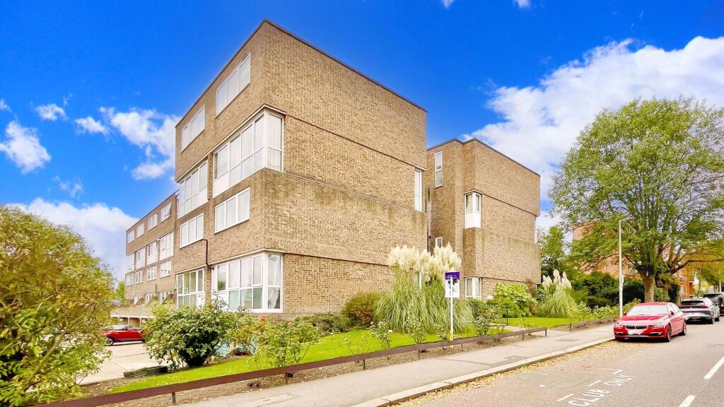 Main image of property: Churchfields, London, E18