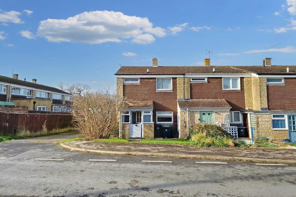 3 bedroom end of terrace house for sale in Bridport, DT6