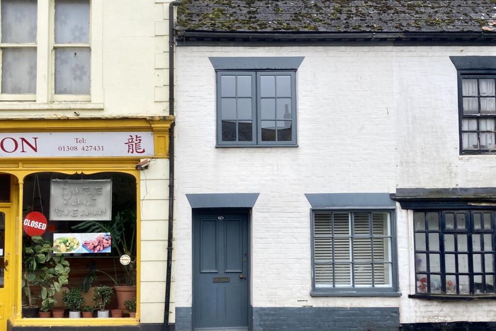 2 bedroom terraced house for sale in Bridport, DT6