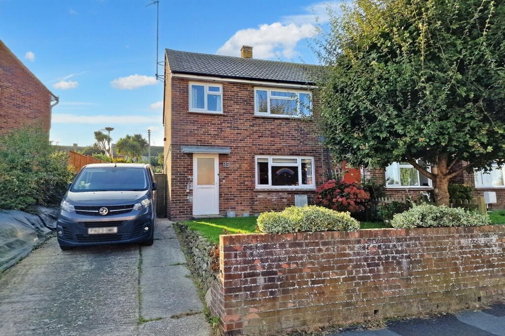 3 bedroom end of terrace house for sale in Bridport, DT6