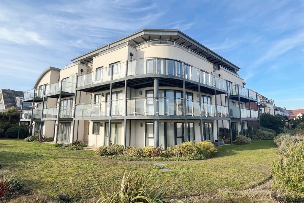 1 bedroom retirement property for sale in Southbourne, BH6