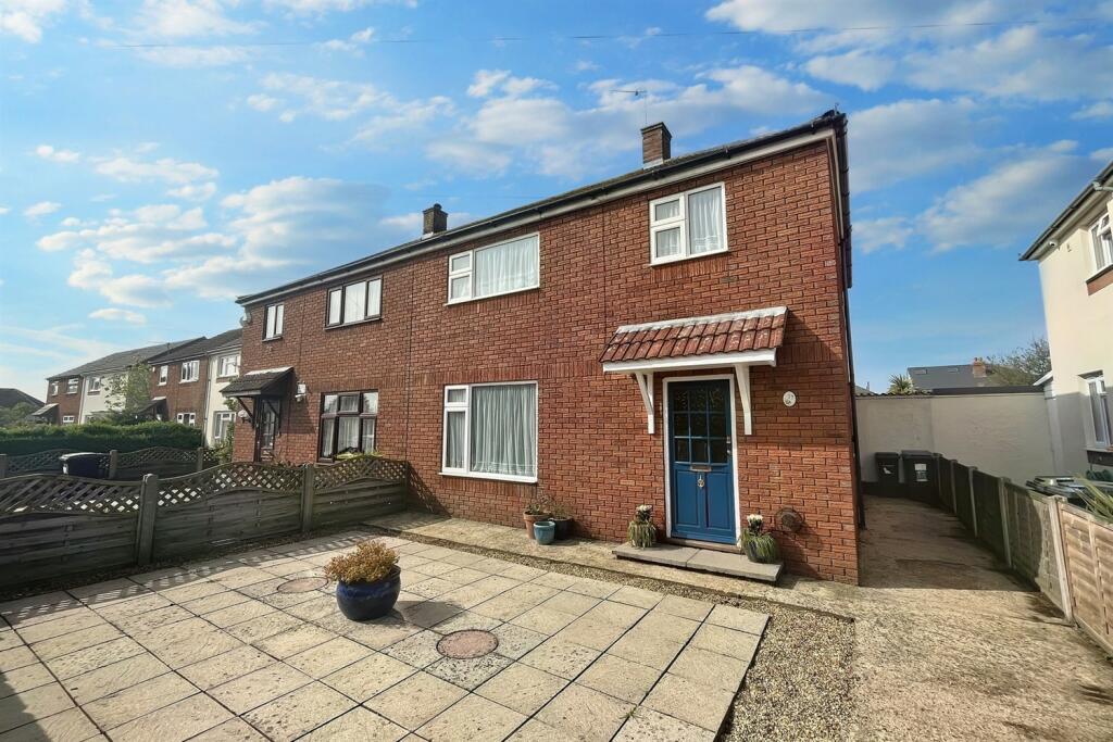 3 bedroom semidetached house for sale in Southbourne, BH6
