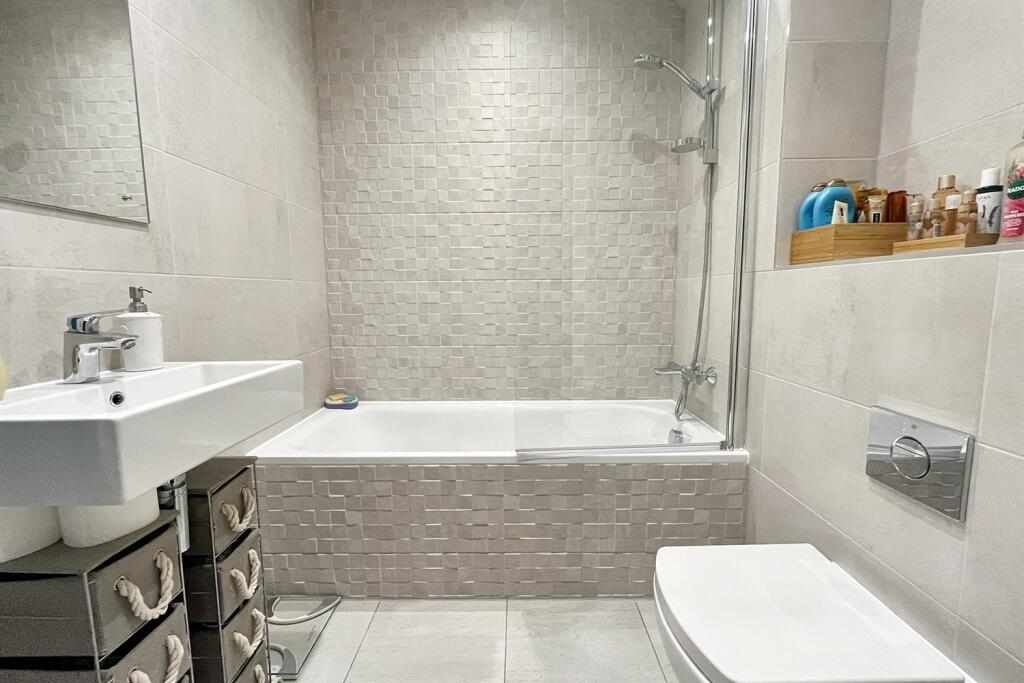 Additional property image - Southbourne