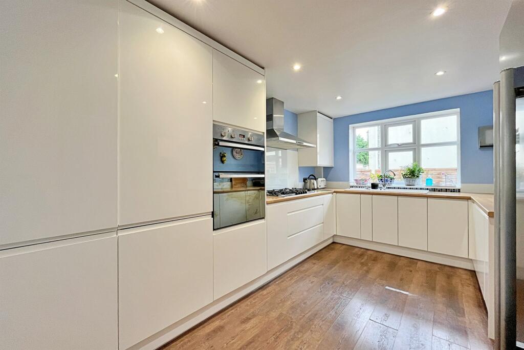 Additional property image - Southbourne