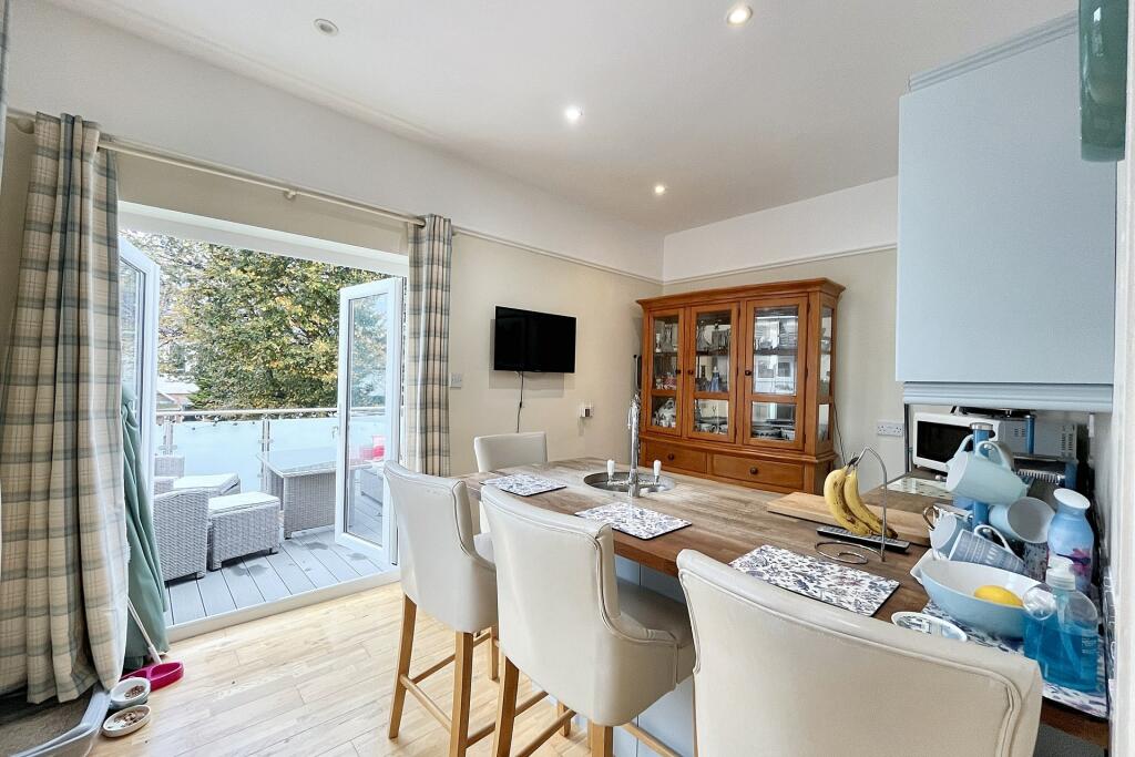 Additional property image - Southbourne