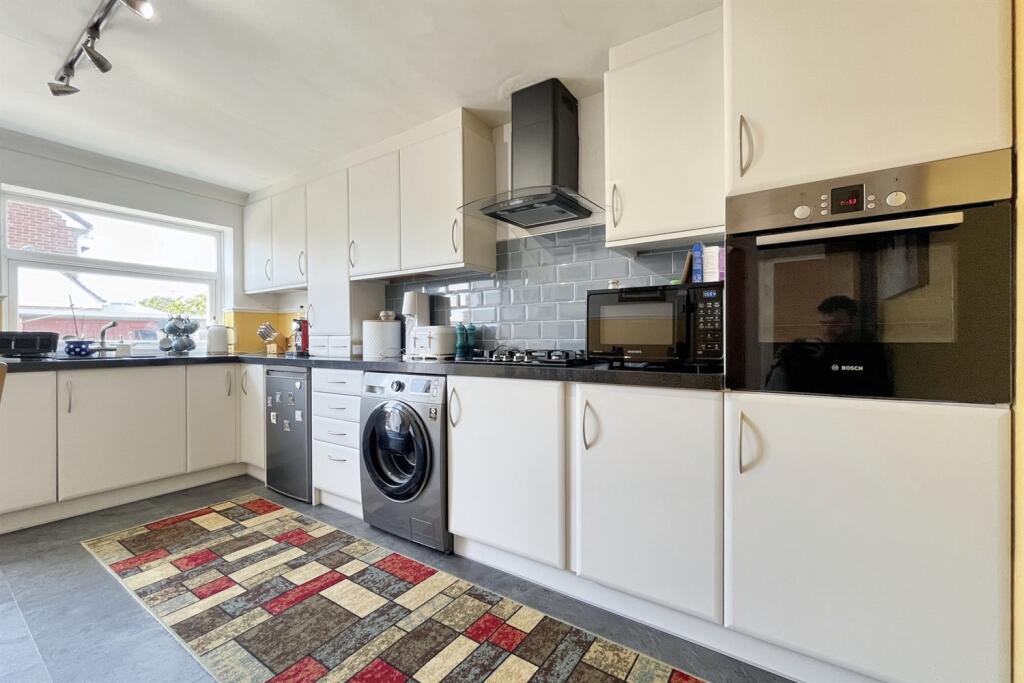 Additional property image - Tuckton