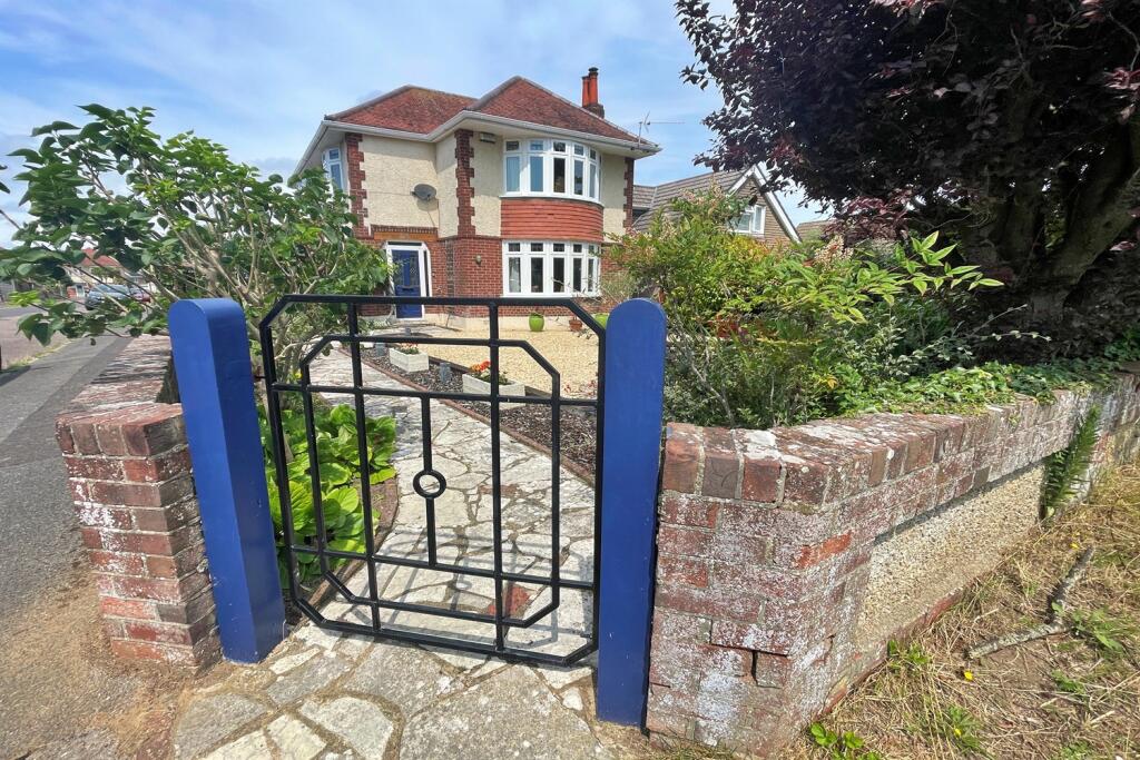 Additional property image - Tuckton