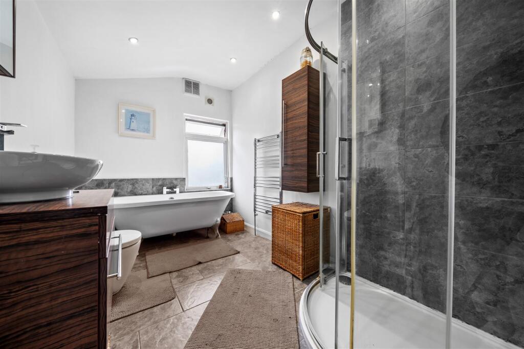 Additional property image - Gloucester Road, Croydon