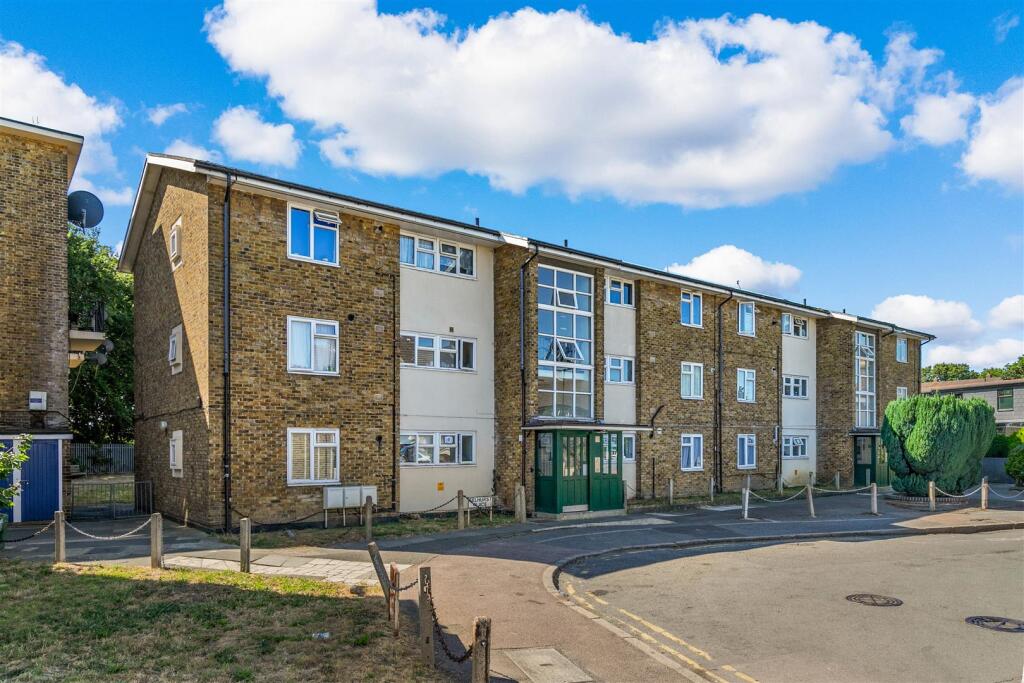 Main image of property: Selhurst Place, London