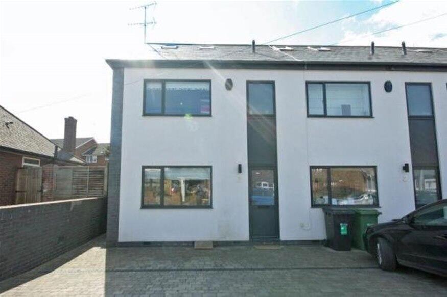 Main image of property: Kingcroft Road, Harpenden, AL5