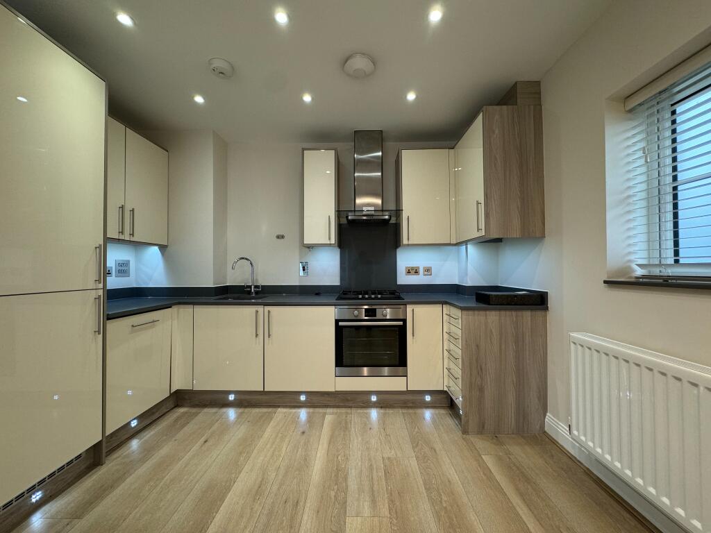 2 bedroom apartment for rent in Athena Court, Bridge Avenue, Maidenhead, SL6