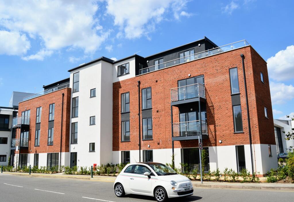 Main image of property: 5 Monaco House, Vanwall Road, Maidenhead