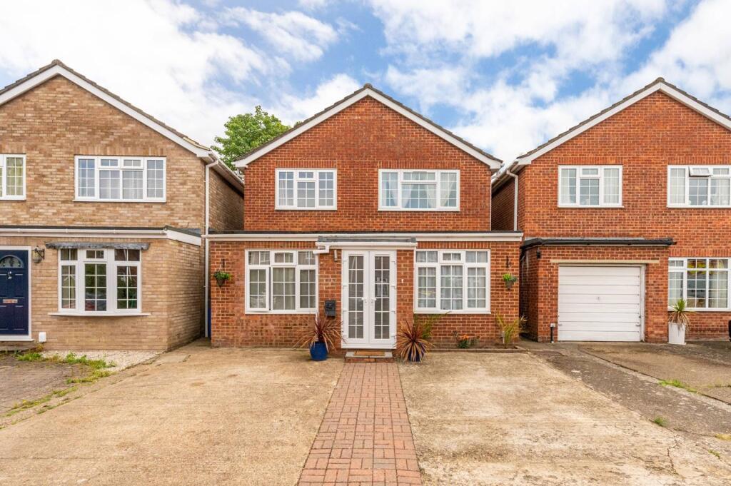 Main image of property: TOWN CENTRE FAMILY HOME, Maidenhead